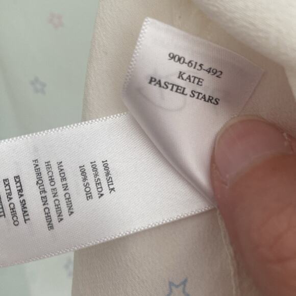 Rails Kate Pastel Stars Silk Button down blouse size xs - Picture 5 of 7